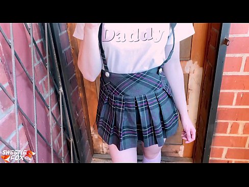❤️ Schulmädchen saugt ihren Schwanz tief und fickt statt Unterricht. Porno bei de.hentaisea-com.ru ️❤