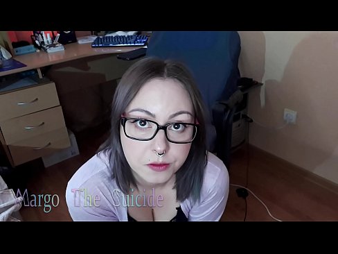 ❤️ Sexy Girl mit Brille saugt Dildo tief vor der Kamera Porno bei de.hentaisea-com.ru ️❤